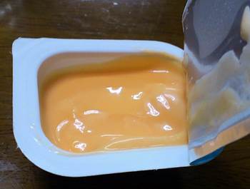 マックナゲットのチーズソース.jpg